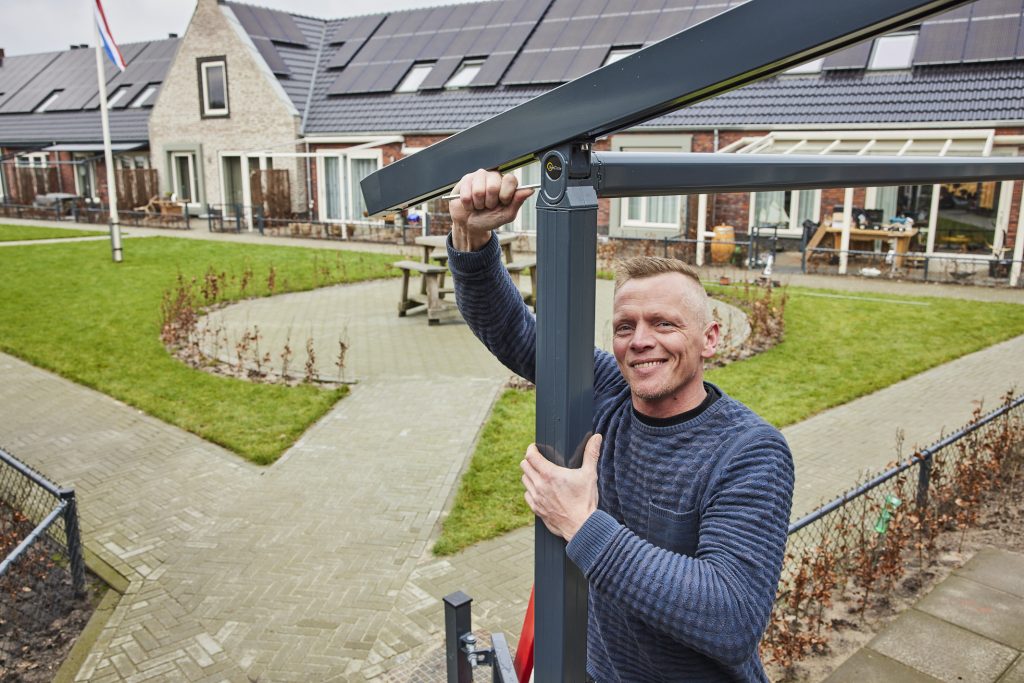 Pergola-zonwering en veranda's bij Knarrenhof Hardenberg, geplaatst door VELZL (foto 4)