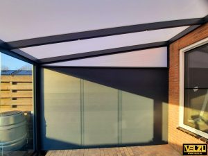 Aluminium zijwand met polycarbonaat spie