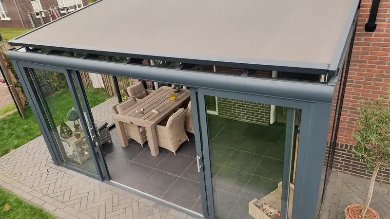 Verandazonwering, geplaatst door VELZL